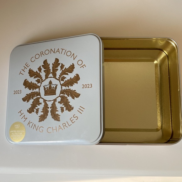 Special Edition English Empty Tin Celebrating Coronation of HM King Charles III - Picture 2 of 12